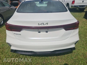 2024 Kia Forte LXS - miniatura 5