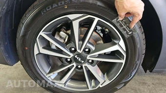 2024 Kia Forte LXS – miniatura 28