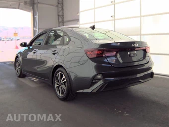 2024 Kia Forte LXS – miniatura 6