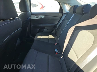2024 Kia Forte LXS - miniatura 13