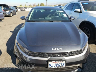 2024 Kia Forte LXS - miniatura 2