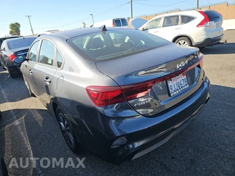 2024 Kia Forte LXS - miniatura 6