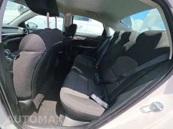 2024 Kia Forte LXS – miniatura 13