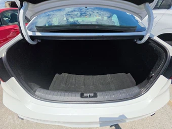 2024 Kia Forte LXS – miniatura 16