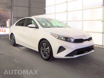 2024 Kia Forte LXS – miniatura 3
