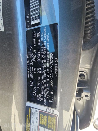 2024 Kia Forte LXS - miniatura 14