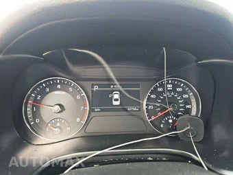 2024 Kia Forte LXS - miniatura 12