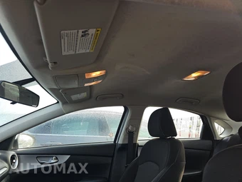 2024 Kia Forte LXS - miniatura 20