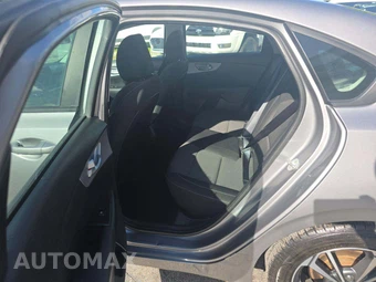 2024 Kia Forte LXS – miniatura 10