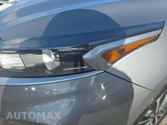 2024 Kia Forte LXS – miniatura 18