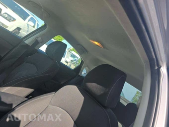 2024 Kia Forte LXS – miniatura 8