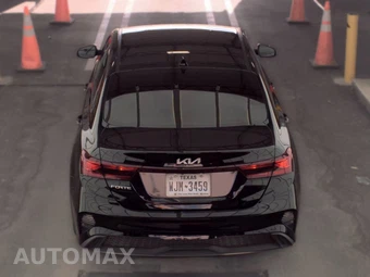 2024 Kia Forte LXS - miniatura 5