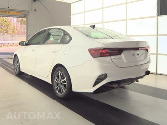 2024 Kia Forte LXS – miniatura 2