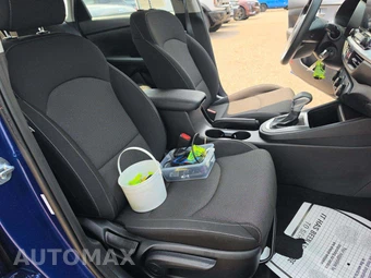 2024 Kia Forte LXS - miniatura 15