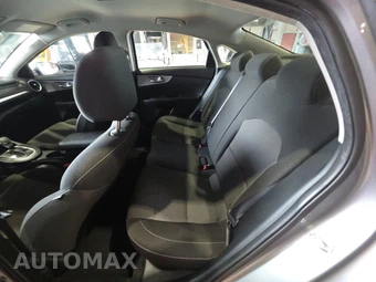 2024 Kia Forte LXS - miniatura 13