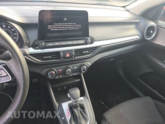 2024 Kia Forte LXS - miniatura 11