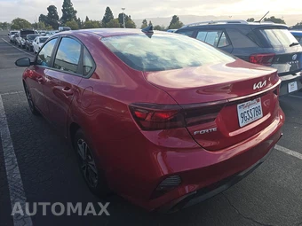 2024 Kia Forte LXS - miniatura 6