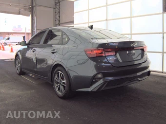 2024 Kia Forte LXS – miniatura 2