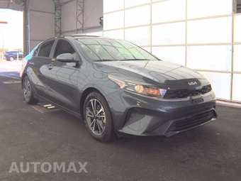 2024 Kia Forte LXS – miniatura 3