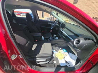 2024 Kia Forte LXS – miniatura 15