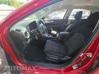 2024 Kia Forte LXS – miniatura 3