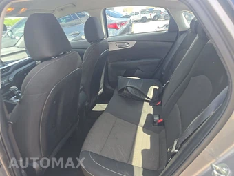 2024 Kia Forte LXS - miniatura 13