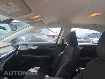 2024 Kia Forte LXS - miniatura 18
