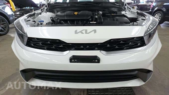 2024 Kia Forte LXS - miniatura 21