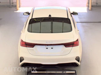 2024 Kia Forte LXS - miniatura 5
