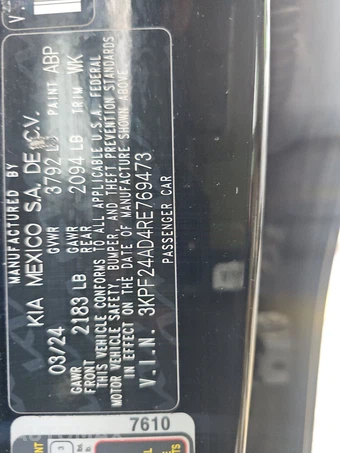2024 Kia Forte LXS - miniatura 14