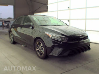 2024 Kia Forte LXS - miniatura 3
