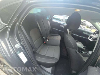 2024 Kia Forte LXS – miniatura 16