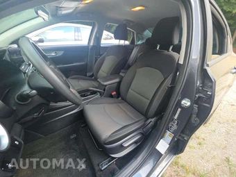 2024 Kia Forte LXS – miniatura 6