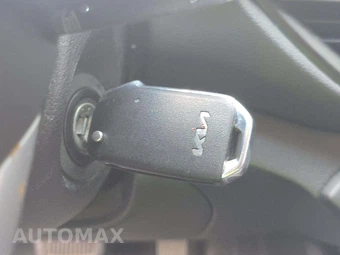 2024 Kia Forte LXS – miniatura 8
