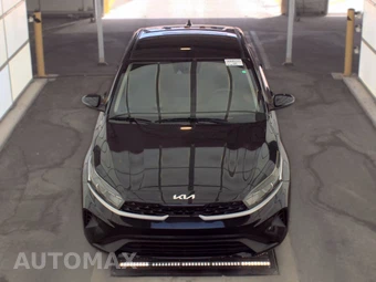 2024 Kia Forte LXS – miniatura 2