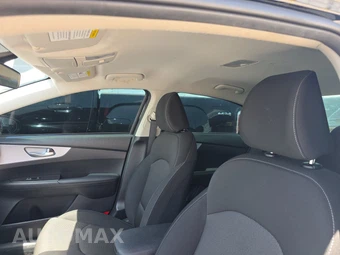 2024 Kia Forte LXS – miniatura 20