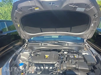2024 Kia Forte LXS - miniatura 18