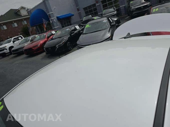 2024 Kia Forte LXS - miniatura 9