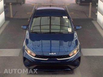2024 Kia Forte LXS - miniatura 2
