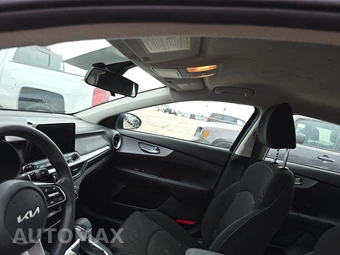 2024 Kia Forte LXS - miniatura 20