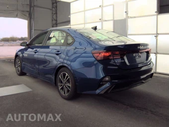 2024 Kia Forte LXS - miniatura 8