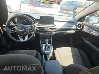 2024 Kia Forte LXS - miniatura 11