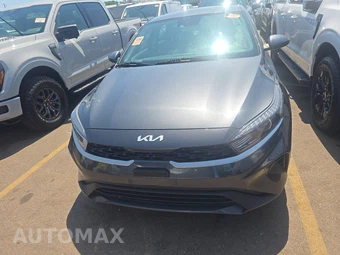2024 Kia Forte LXS - miniatura 2