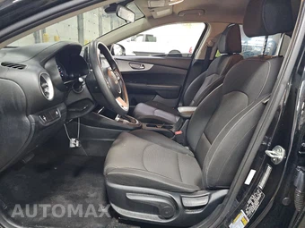 2024 Kia Forte LXS - miniatura 7