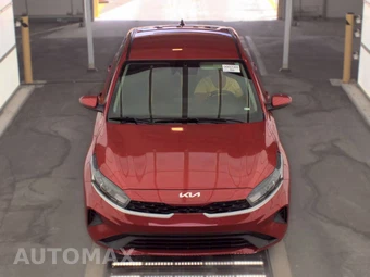 2024 Kia Forte LXS – miniatura 2