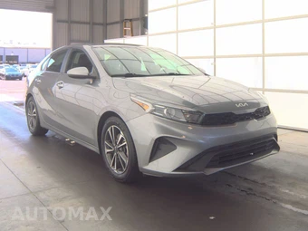 2024 Kia Forte LXS – miniatura 3