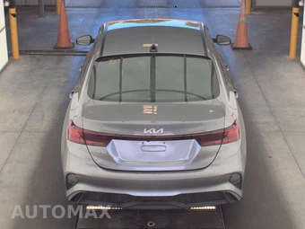 2024 Kia Forte LXS – miniatura 5