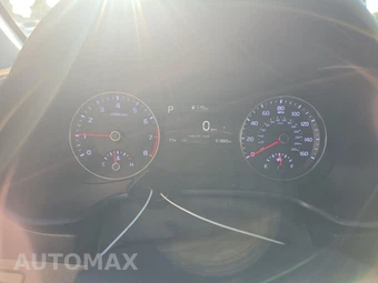2024 Kia Forte LXS - miniatura 12
