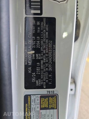 2024 Kia Forte LXS – miniatura 14