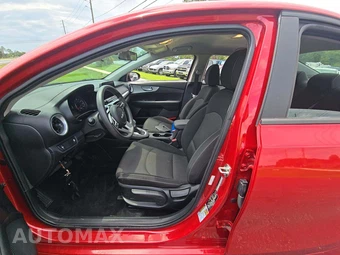 2024 Kia Forte LXS – miniatura 6